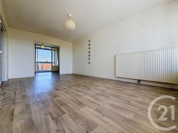 Appartement T3 à vendre  3 pièces - 62 m 2   GUERET  - 23