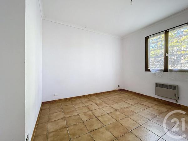 Maison à vendre  4 pièces - 91,34 m2 LAUDUN L ARDOISE - 30