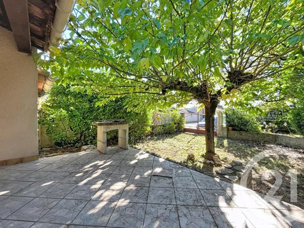 Maison à vendre  4 pièces - 91,34 m2 LAUDUN L ARDOISE - 30