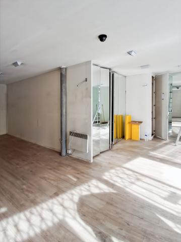 SURESNES LOCAL COMMERCIAL 45 m2