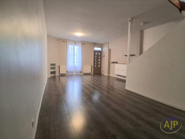 Vente maison Saintes : 258 000 € - AJP Immobilier Saintes