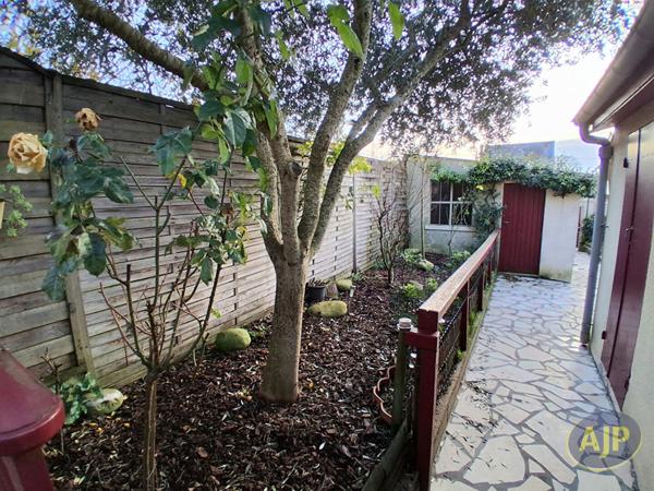 Vente maison Saintes : 258 000 € - AJP Immobilier Saintes