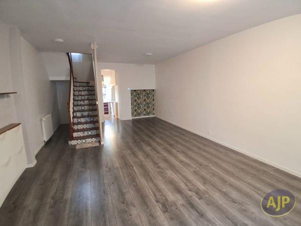 Vente maison Saintes : 258 000 € - AJP Immobilier Saintes