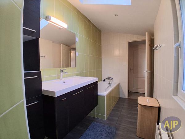 Vente maison Saintes : 258 000 € - AJP Immobilier Saintes