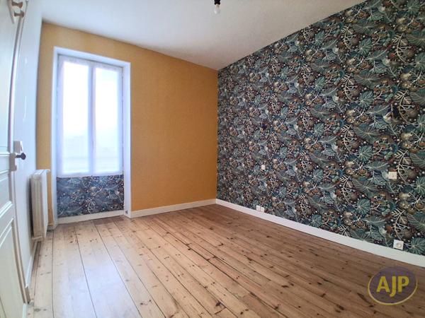 Vente maison Saintes : 258 000 € - AJP Immobilier Saintes