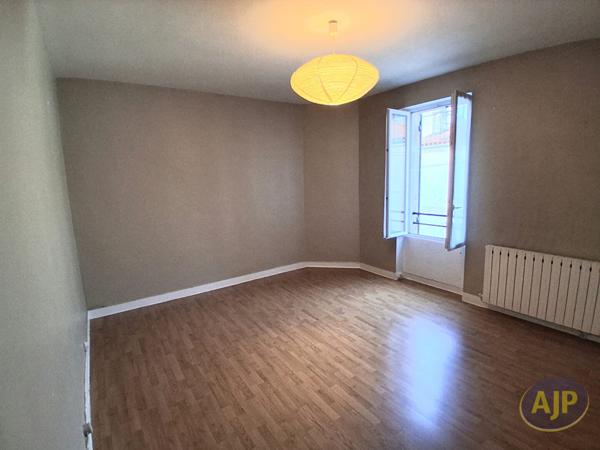 Vente maison Saintes : 258 000 € - AJP Immobilier Saintes