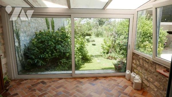 MAISON DE CAMPAGNE
A VENDRE A FAISSAULT, très proche A 34, axe routier entre REIMS et CHARLEVI...