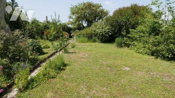MAISON DE CAMPAGNE
A VENDRE A FAISSAULT, très proche A 34, axe routier entre REIMS et CHARLEVI...