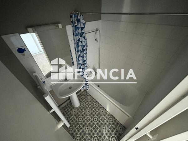 Location Appartement meublé 2 pièces 36.19 m² - 5 RUE JEAN JAURES Poitiers 86000