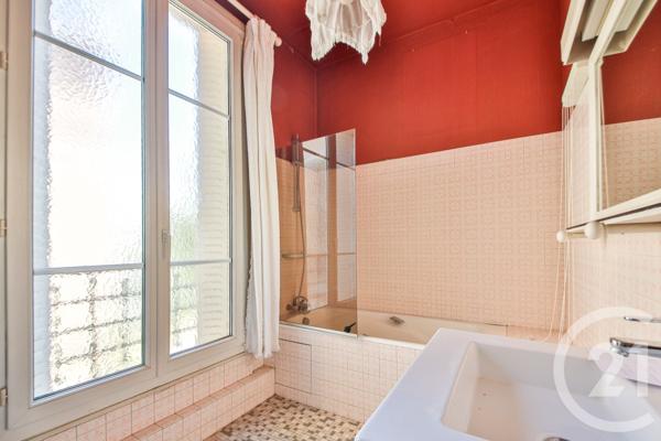 Appartement F3 à vendre  3 pièces - 68,10 m2 COURBEVOIE - 92