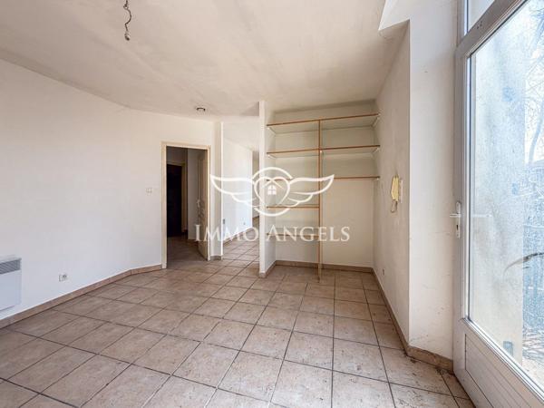 Appartement T4, 77 m2, 1er étage