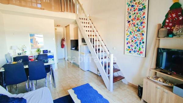 ✨ À vendre – Duplex T2 avec terrasse et vue mer à couper le souffle – Calvi ✨