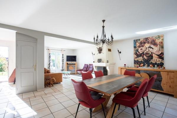Maison à vendre |  Mézy-sur-Seine |  7 pièces | 148 m²