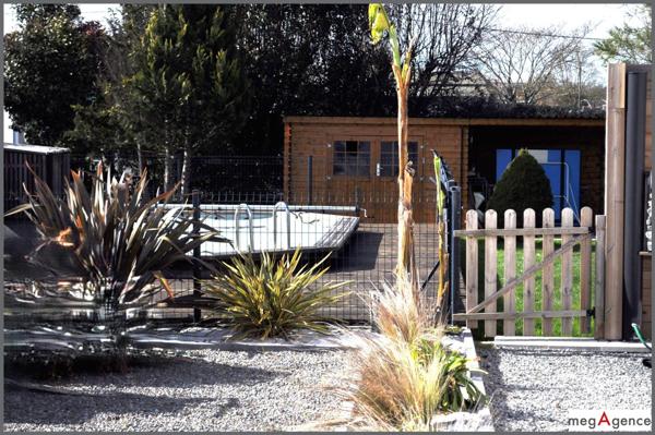 Maison à Saintes, 17100 - 9 pièces 175m²