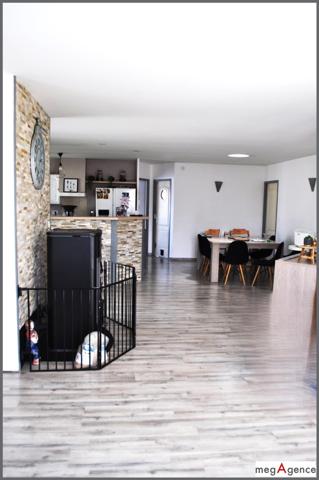 Maison à Saintes, 17100 - 9 pièces 175m²