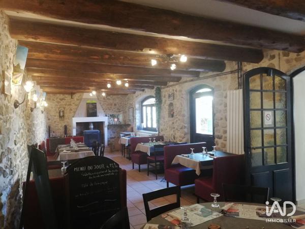 Bar-brasserie à vendre 242 m² Saint-Remèze