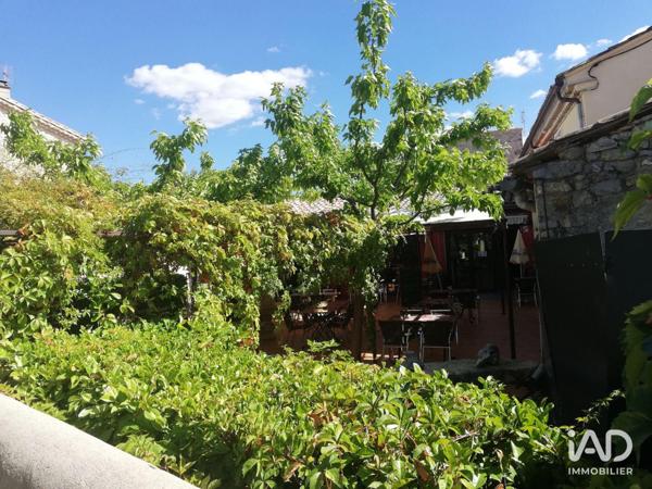 Bar-brasserie à vendre 242 m² Saint-Remèze