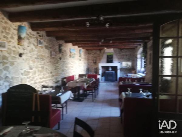 Bar-brasserie à vendre 242 m² Saint-Remèze