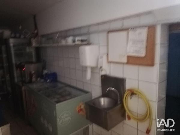 Bar-brasserie à vendre 242 m² Saint-Remèze