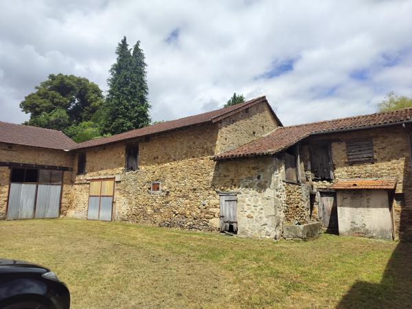 Maison
         8 pièces
        - 113 m² 229 000 € *