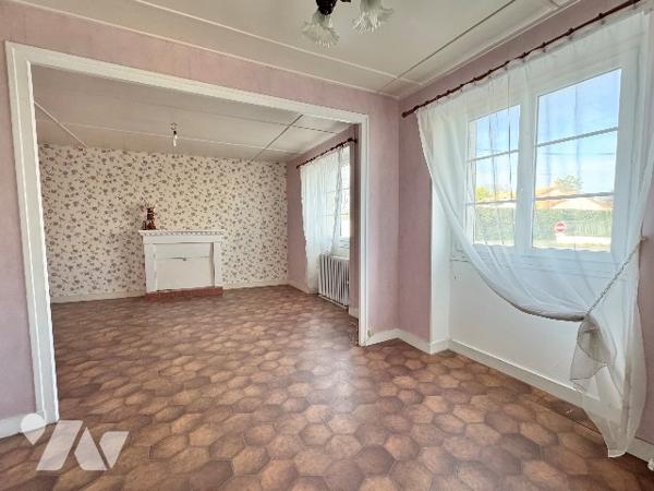 Maison de caractère avec 4 chambres - Proche commerces et écoles