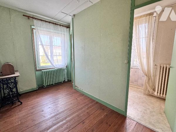 Maison de caractère avec 4 chambres - Proche commerces et écoles