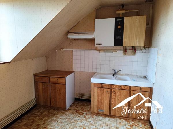 Maison familiale ou projet locatif : 215 m² de potentiel à explorer à Bugeat !