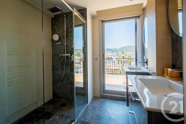 Appartement F5 à vendre  5 pièces - 116 m 2   NICE  - 06