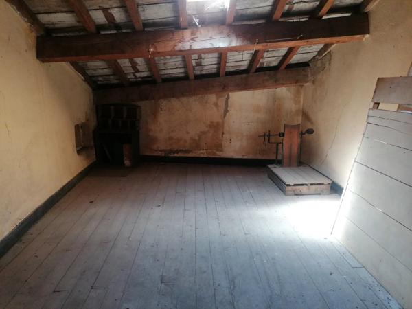 Vente Immeuble 16 pièces 400 m2 à Ardes