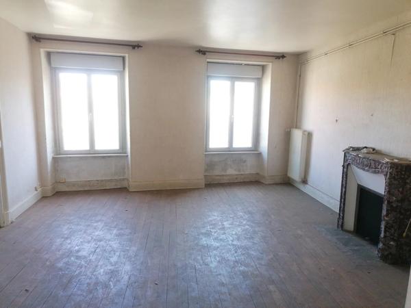 Vente Immeuble 16 pièces 400 m2 à Ardes