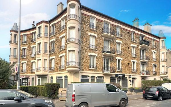 Appartement à vendre    1 pièce • 32,77 m2 Villemomble