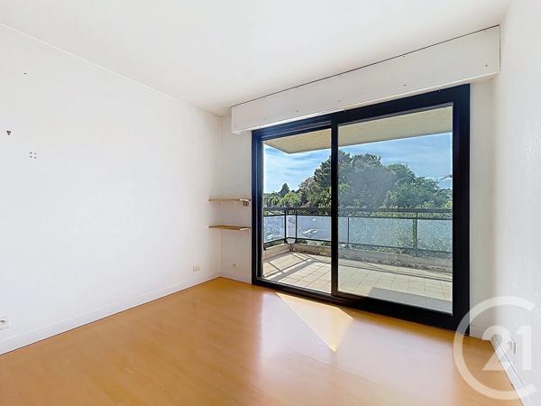 Appartement T2 à vendre  2 pièces - 49 m 2   ANTIBES  - 06
