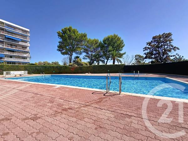 Appartement T2 à vendre  2 pièces - 49 m 2   ANTIBES  - 06