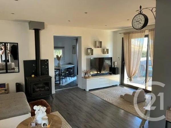 Maison à vendre  5 pièces - 100 m 2   TOURVES  - 83