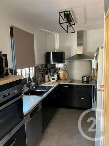 Maison à vendre  5 pièces - 100 m 2   TOURVES  - 83