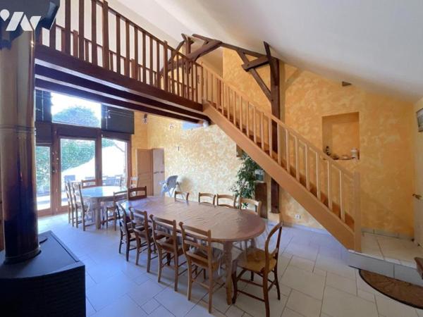 Maison - 245 m² - MONT PRES CHAMBORD