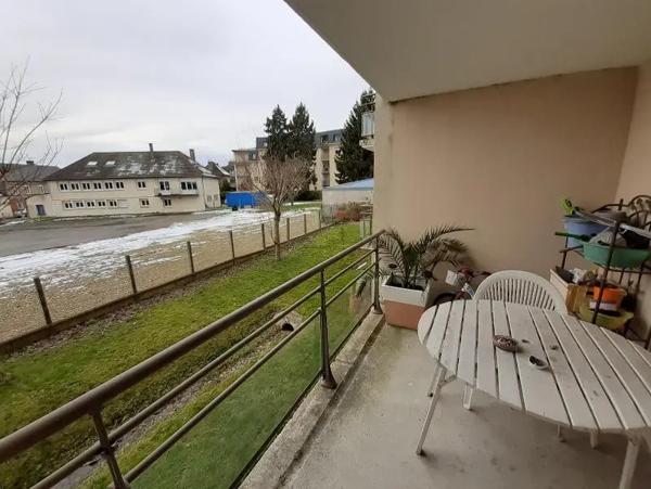 Appartement à louer 2 pièces 53.89m² Yvetot (76190)