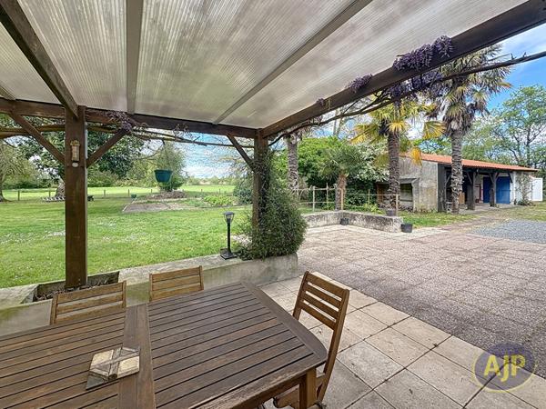 Vente maison Bois De Cene : 364 000 € - AJP Immobilier Challans