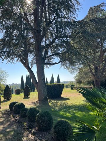 Dpt Gers (32), à vendre NOGARO proche, TRES ELEGANTE PROPRIETE RURALE sur 4.5 hectares, MAISON de MAITRE, GITE, deux piscines neuves, parc séculaire, SANS NUISANCE