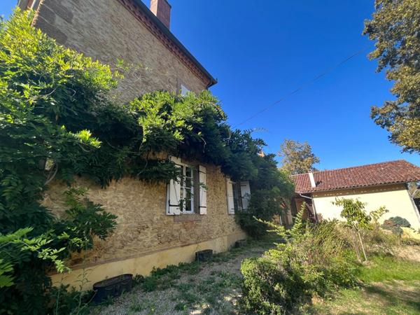 Dpt Gers (32), à vendre NOGARO proche, TRES ELEGANTE PROPRIETE RURALE sur 4.5 hectares, MAISON de MAITRE, GITE, deux piscines neuves, parc séculaire, SANS NUISANCE