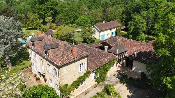 Dpt Gers (32), à vendre NOGARO proche, TRES ELEGANTE PROPRIETE RURALE sur 4.5 hectares, MAISON de MAITRE, GITE, deux piscines neuves, parc séculaire, SANS NUISANCE