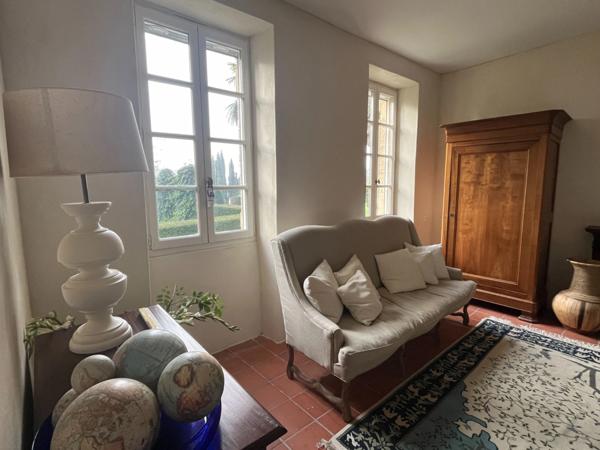 Dpt Gers (32), à vendre NOGARO proche, TRES ELEGANTE PROPRIETE RURALE sur 4.5 hectares, MAISON de MAITRE, GITE, deux piscines neuves, parc séculaire, SANS NUISANCE