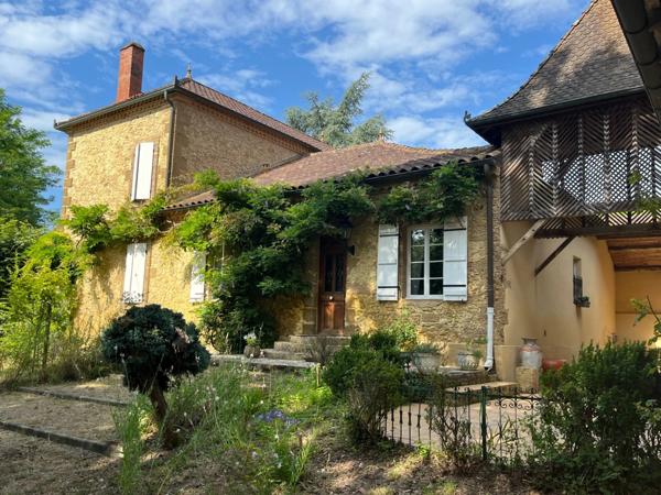 Dpt Gers (32), à vendre NOGARO proche, TRES ELEGANTE PROPRIETE RURALE sur 4.5 hectares, MAISON de MAITRE, GITE, deux piscines neuves, parc séculaire, SANS NUISANCE