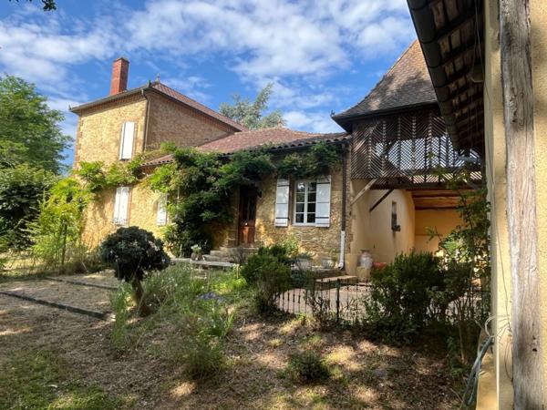 Dpt Gers (32), à vendre NOGARO proche, TRES ELEGANTE PROPRIETE RURALE sur 4.5 hectares, MAISON de MAITRE, GITE, deux piscines neuves, parc séculaire, SANS NUISANCE