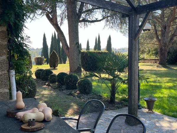 Dpt Gers (32), à vendre NOGARO proche, TRES ELEGANTE PROPRIETE RURALE sur 4.5 hectares, MAISON de MAITRE, GITE, deux piscines neuves, parc séculaire, SANS NUISANCE