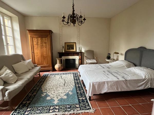 Dpt Gers (32), à vendre NOGARO proche, TRES ELEGANTE PROPRIETE RURALE sur 4.5 hectares, MAISON de MAITRE, GITE, deux piscines neuves, parc séculaire, SANS NUISANCE