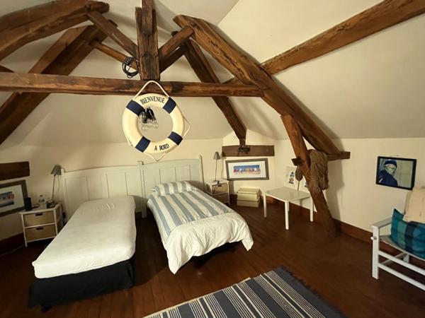 Dpt Gers (32), à vendre NOGARO proche, TRES ELEGANTE PROPRIETE RURALE sur 4.5 hectares, MAISON de MAITRE, GITE, deux piscines neuves, parc séculaire, SANS NUISANCE