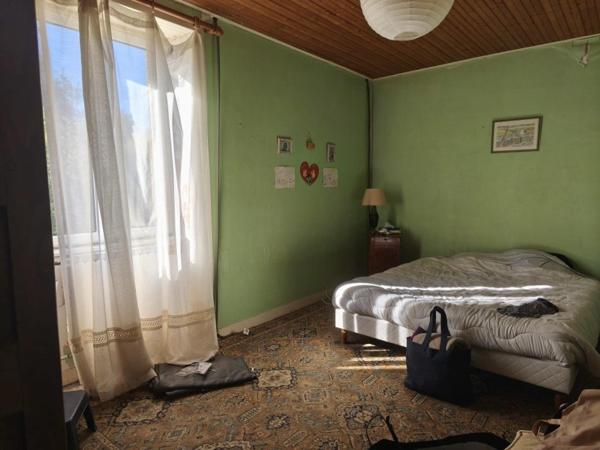 Maison située dans le bourg de Roz-sur-Couesnon