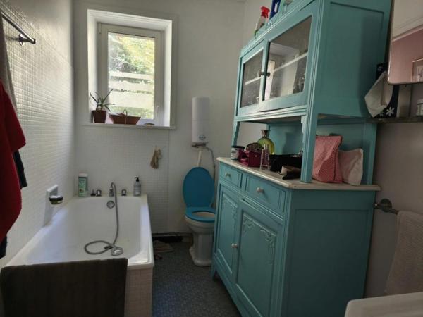 Maison située dans le bourg de Roz-sur-Couesnon