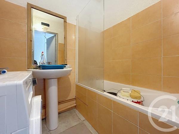 Appartement T3 à vendre  3 pièces - 53,24 m 2   ALES  - 30